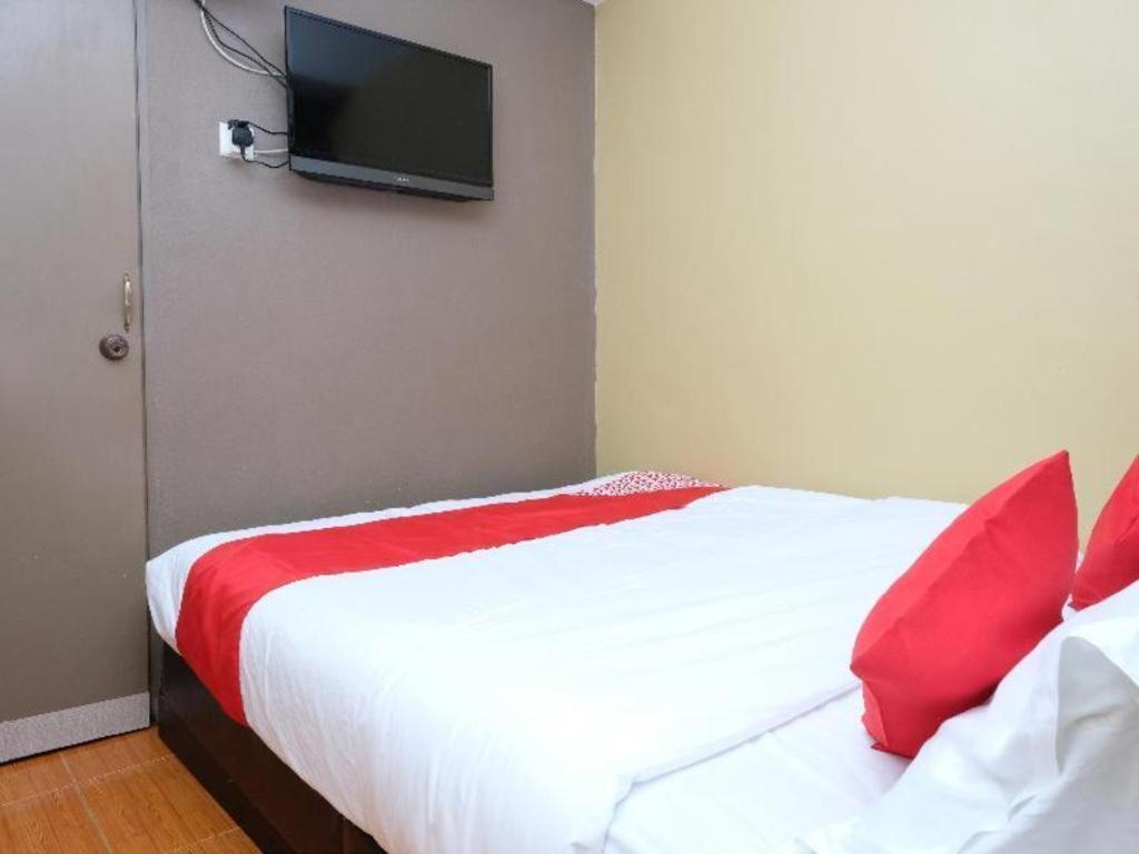 Oyo 44123 Hotel Al-Saif Kuala Kerai Ngoại thất bức ảnh