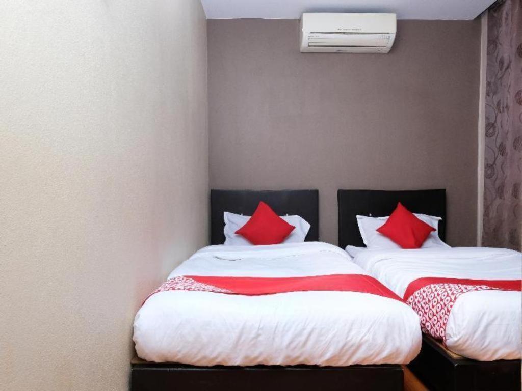 Oyo 44123 Hotel Al-Saif Kuala Kerai Ngoại thất bức ảnh