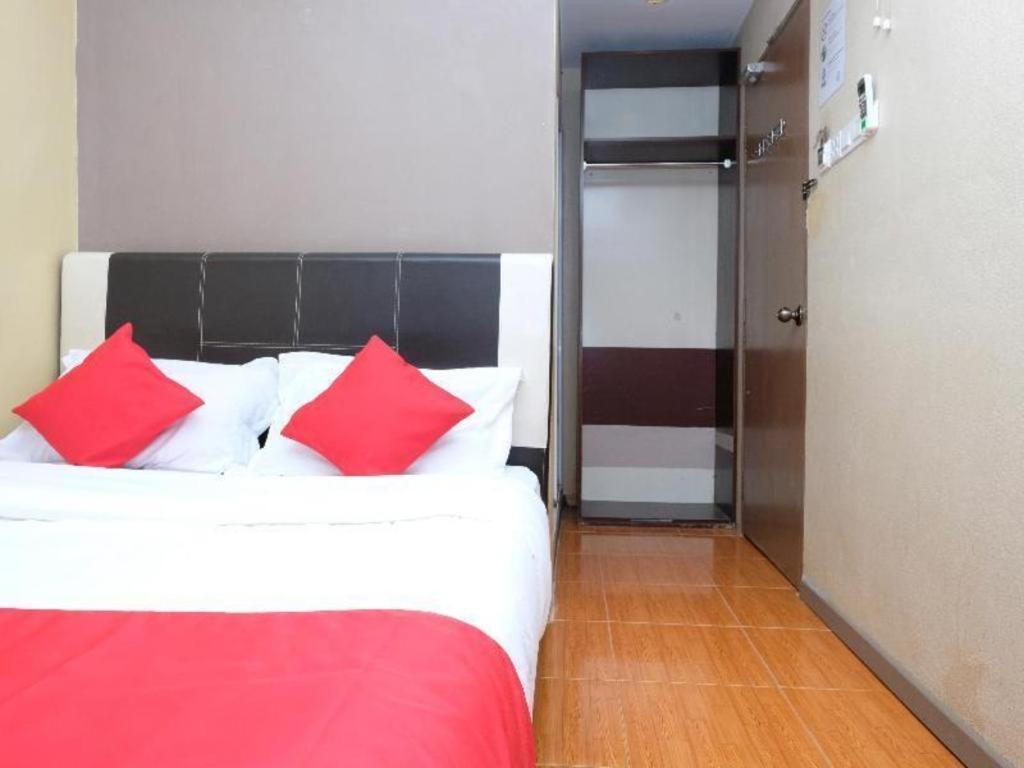 Oyo 44123 Hotel Al-Saif Kuala Kerai Ngoại thất bức ảnh