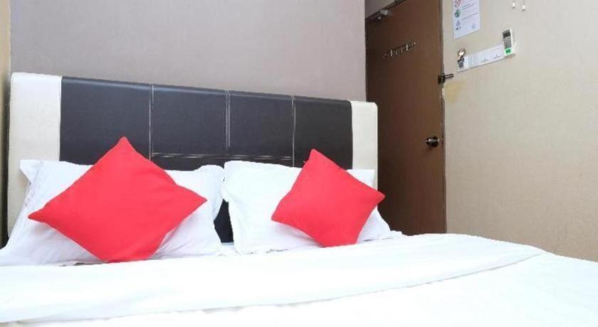 Oyo 44123 Hotel Al-Saif Kuala Kerai Ngoại thất bức ảnh