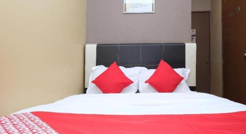 Oyo 44123 Hotel Al-Saif Kuala Kerai Ngoại thất bức ảnh