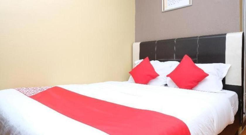 Oyo 44123 Hotel Al-Saif Kuala Kerai Ngoại thất bức ảnh