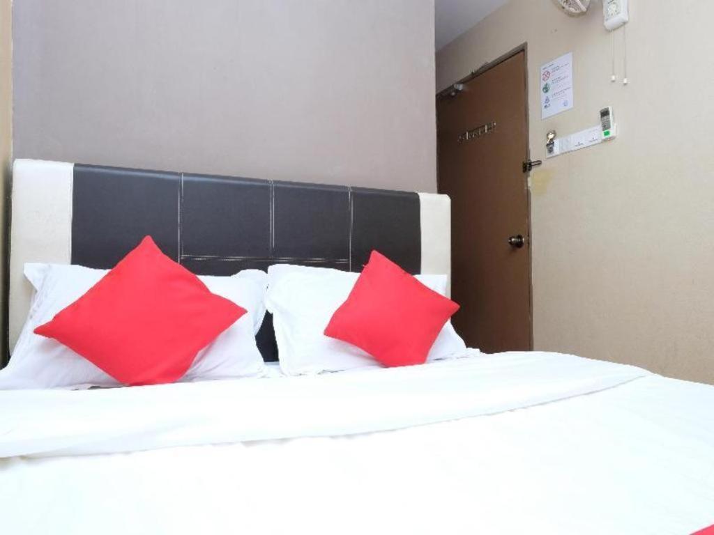 Oyo 44123 Hotel Al-Saif Kuala Kerai Ngoại thất bức ảnh