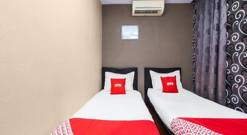Oyo 44123 Hotel Al-Saif Kuala Kerai Ngoại thất bức ảnh