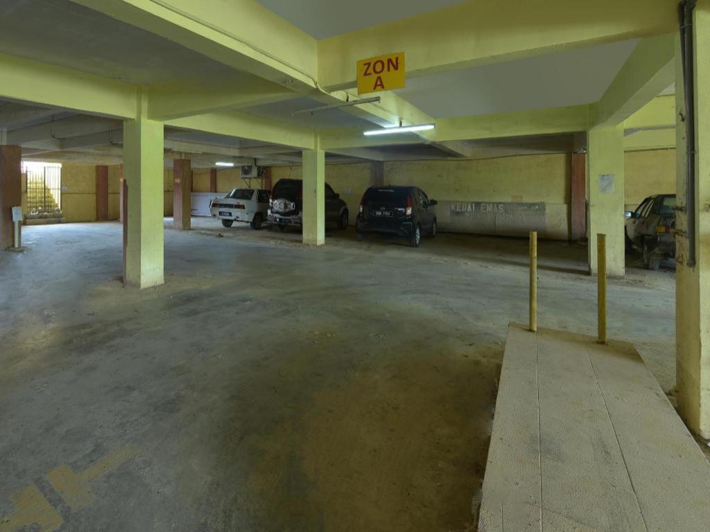 Oyo 44123 Hotel Al-Saif Kuala Kerai Ngoại thất bức ảnh